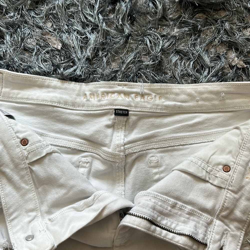 AEO hi-rise shortie jean shorts - Picture 2 of 5